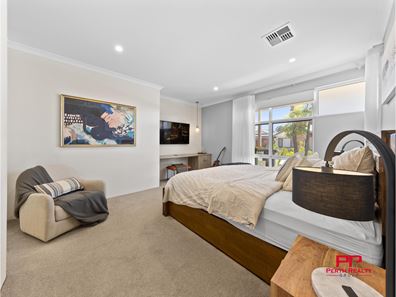 12 Exmouth Road, Bushmead WA 6055