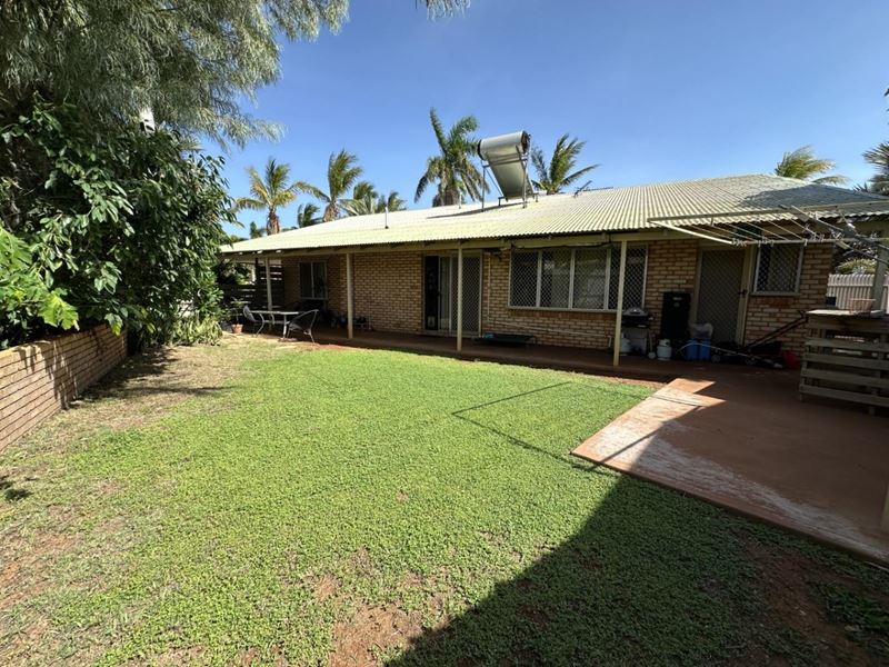 8B Wedge Place, Millars Well WA 6714