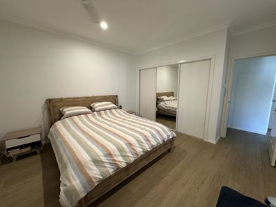 8B Wedge Place, Millars Well WA 6714