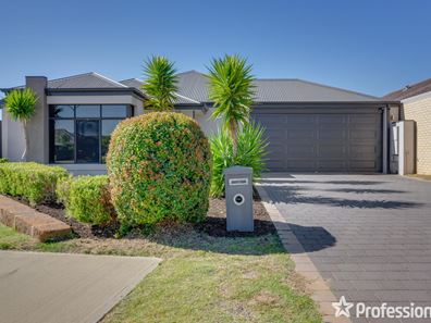 16 Copper Road, Byford WA 6122