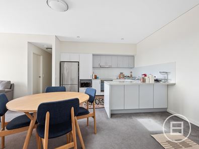 193/2 Signal Terrace, Cockburn Central WA 6164