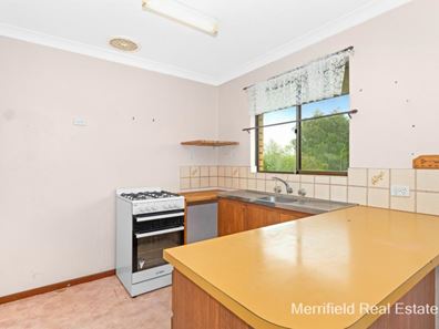 64 Minor Road, Orana WA 6330