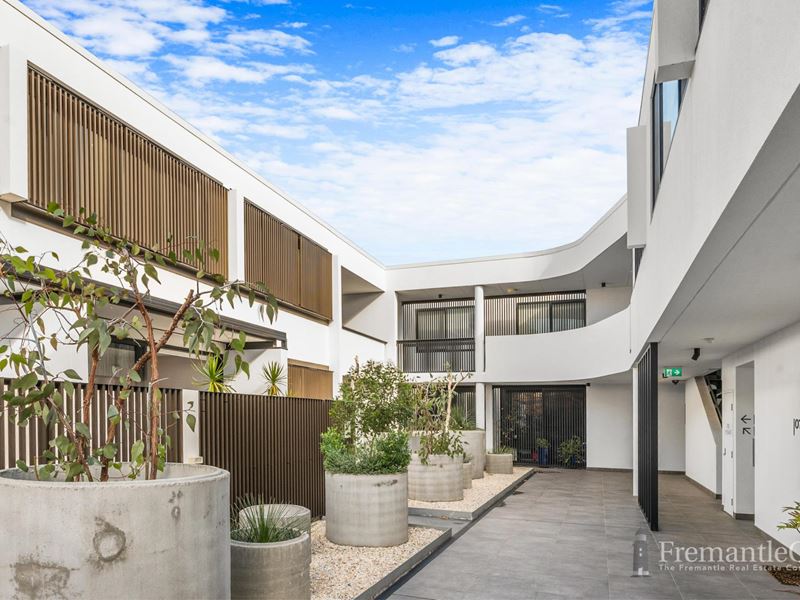 12/1A Charles Street, South Fremantle WA 6162