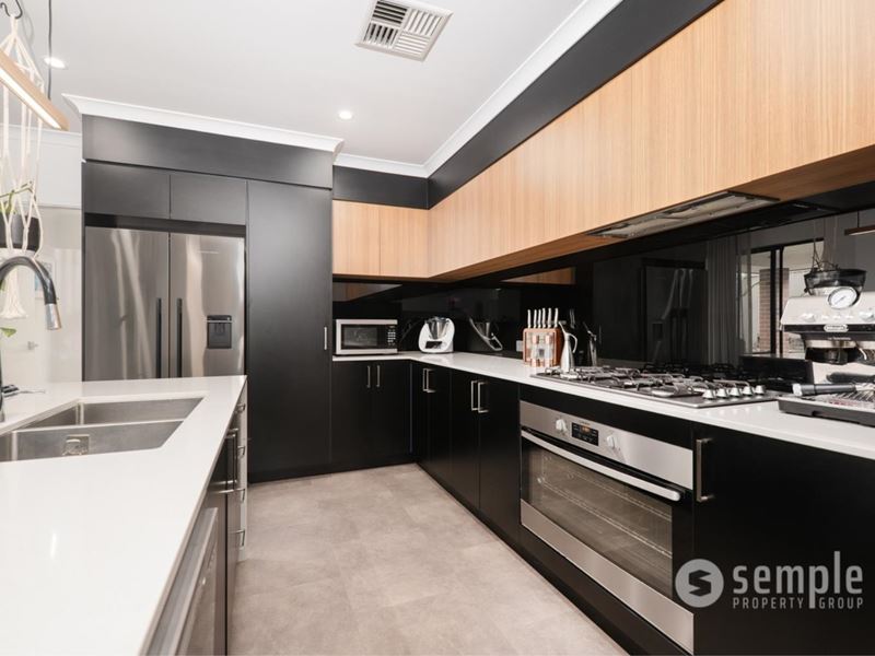 20A Arthur Road, Hamilton Hill WA 6163