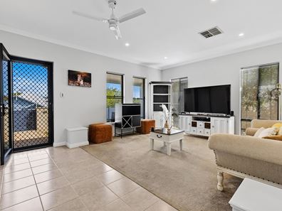 12 Linott Close, Baldivis WA 6171