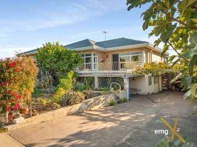 9 Frederick Road, Hamilton Hill WA 6163