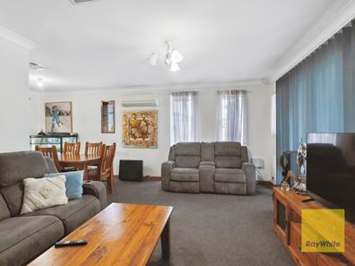 11 Ellesmere Road, Swan View WA 6056