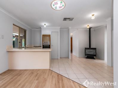 8/9 Berry Court, Maddington WA 6109