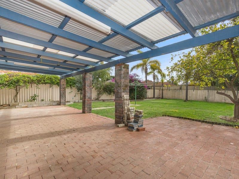 27 Siren Road, Heathridge WA 6027