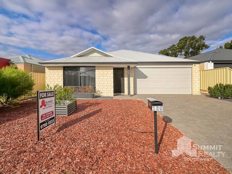 109 Mosedale Avenue, Usher