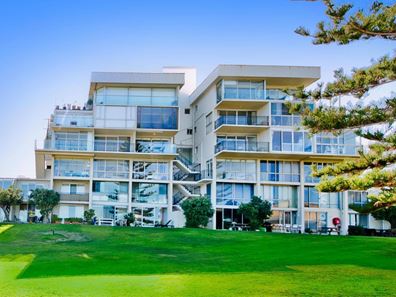 21/287 West Coast Highway, Scarborough WA 6019