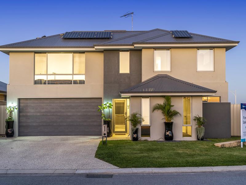 2 Woodleigh Street, Golden Bay WA 6174