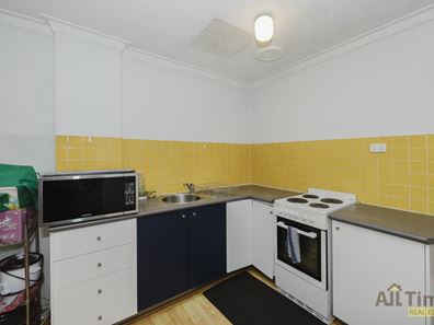 24/1 Clydesdale Street, Como WA 6152
