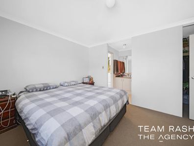 33 Joseph Banks Boulevard, Banksia Grove WA 6031