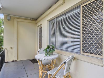 5/57 Park Street, Como WA 6152