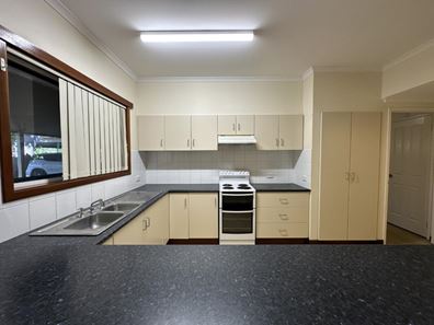 9 Brooks Way, Nickol WA 6714