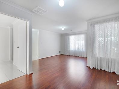 42 St Kilda Drive, Rivervale WA 6103