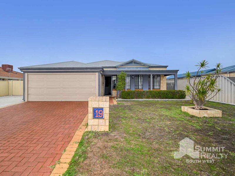 19 Blue Wren Drive, Eaton