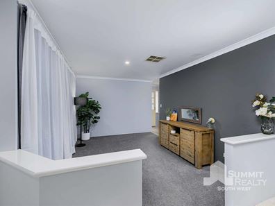 19 Blue Wren Drive, Eaton WA 6232