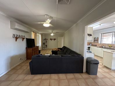 13 Viveash Way, Bulgarra WA 6714