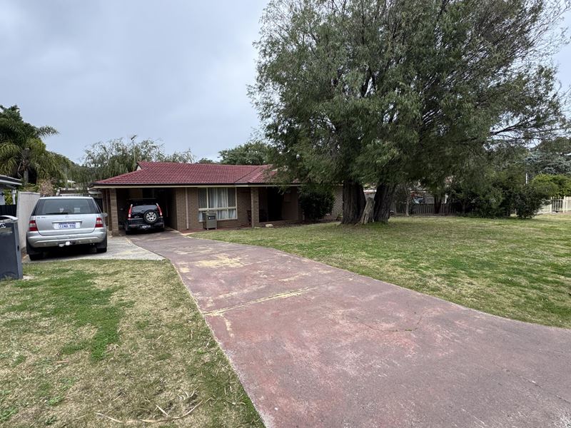 16 Murray Drive, Withers WA 6230