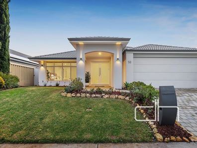 10 Clipstone Parkway, Butler WA 6036