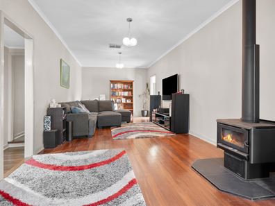 22 Evans Street, Boulder WA 6432