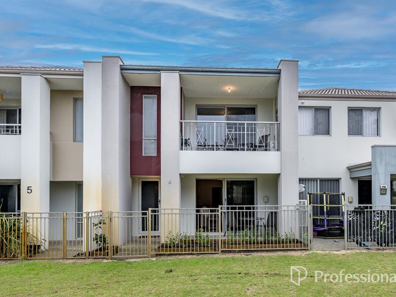 6/22 Scrubwren Circuit, Alkimos WA 6038