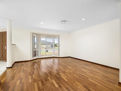 4 Reg Percy Street, Mount Tarcoola WA 6530