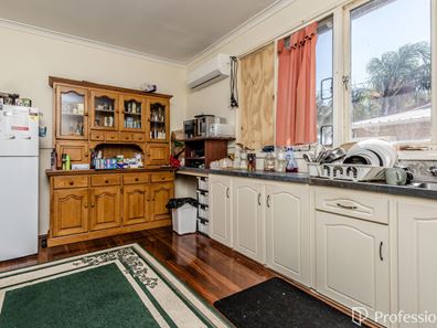15 Rifle Range Road, Rangeway WA 6530