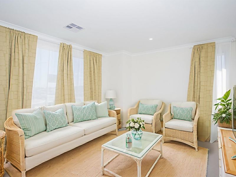 30 Brandeis Way, Eglinton WA 6034