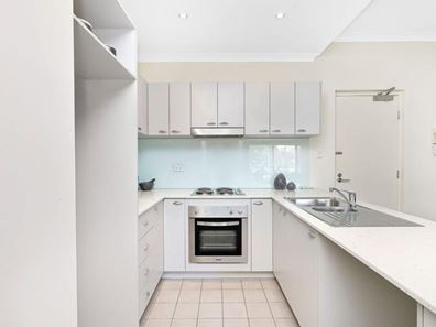 12/2 Pisconeri Street, Perth WA 6000