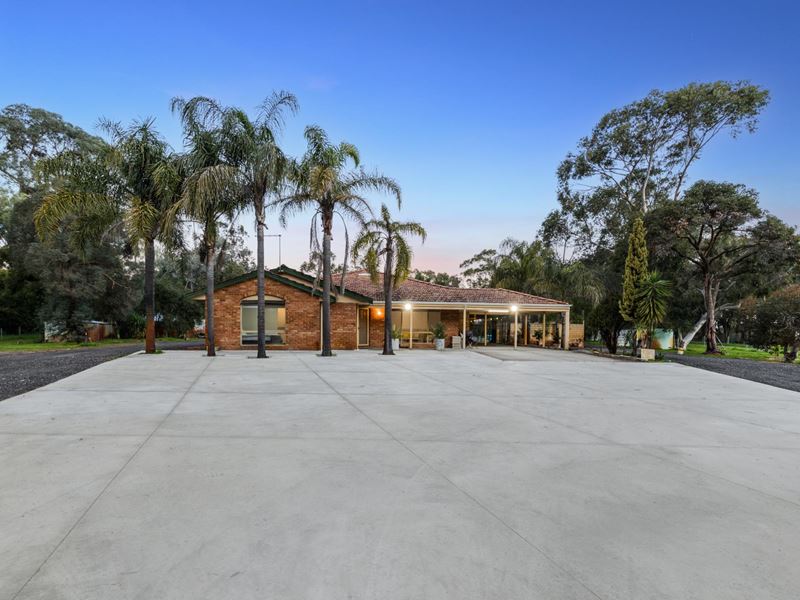 62 Swamp Gum Road, Oakford WA 6121