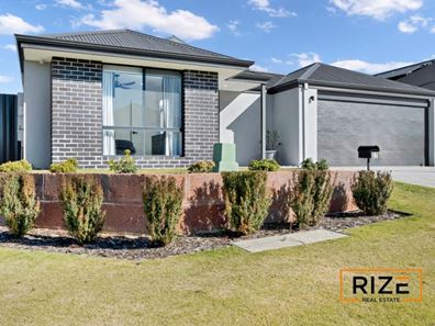 27 Grasshopper Street, Banksia Grove WA 6031