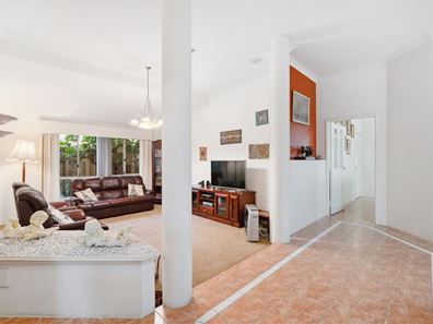 4 Caladenia Place, Canning Vale WA 6155