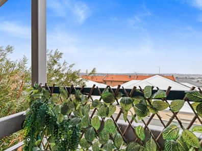 10/23 Kinsella Street, Joondanna WA 6060