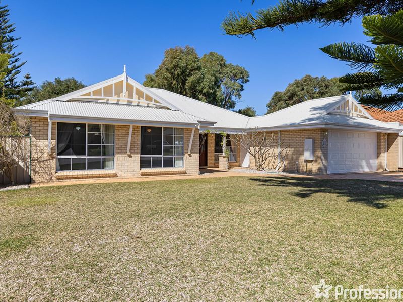 18 Galway Gardens, Warnbro WA 6169