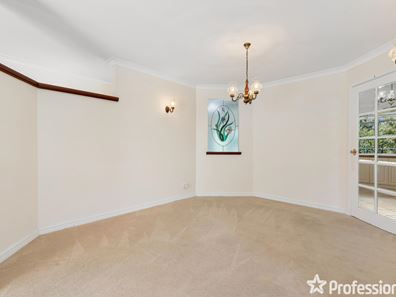 18 Galway Gardens, Warnbro WA 6169