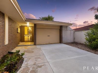 22 Napier Road, Marangaroo WA 6064