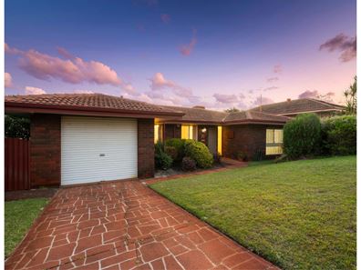 22 Whiteside Street, Cloverdale WA 6105