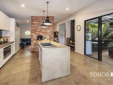 6 Mulberry Mews, Cowaramup WA 6284
