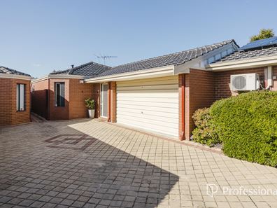 2/12 Shakespeare Avenue, Balcatta WA 6021