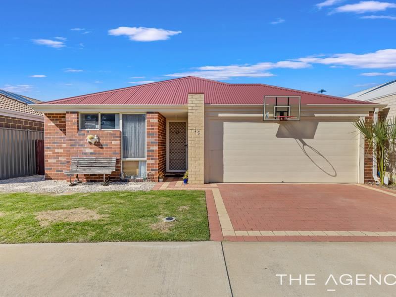 35 Clarendon Circuit, Lakelands WA 6180