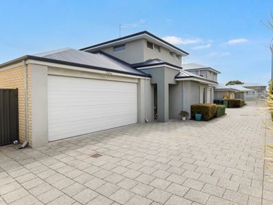 2/107 Parkin Street, Rockingham WA 6168