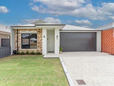 17 Vaughan Crescent, Forrestdale WA 6112
