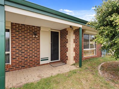 11 Mackay Place, Cooloongup WA 6168