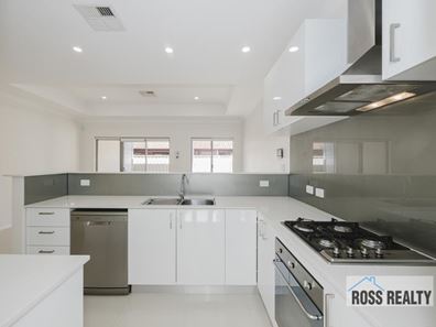5A Tuckfield Way, Nollamara WA 6061