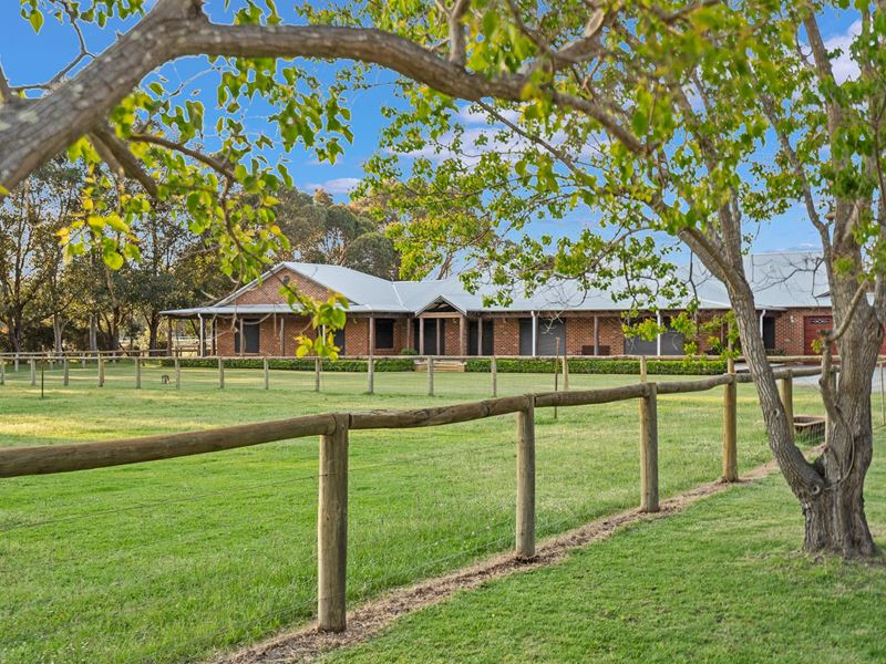 98 Randell Road, Mardella WA 6125