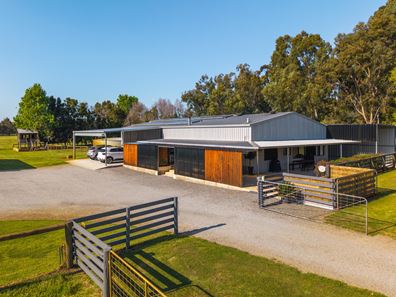 98 Randell Road, Mardella WA 6125