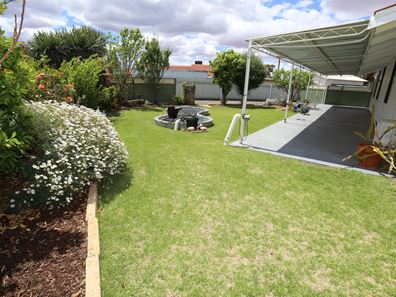 4 Ptilotus Crescent, Kambalda West WA 6442